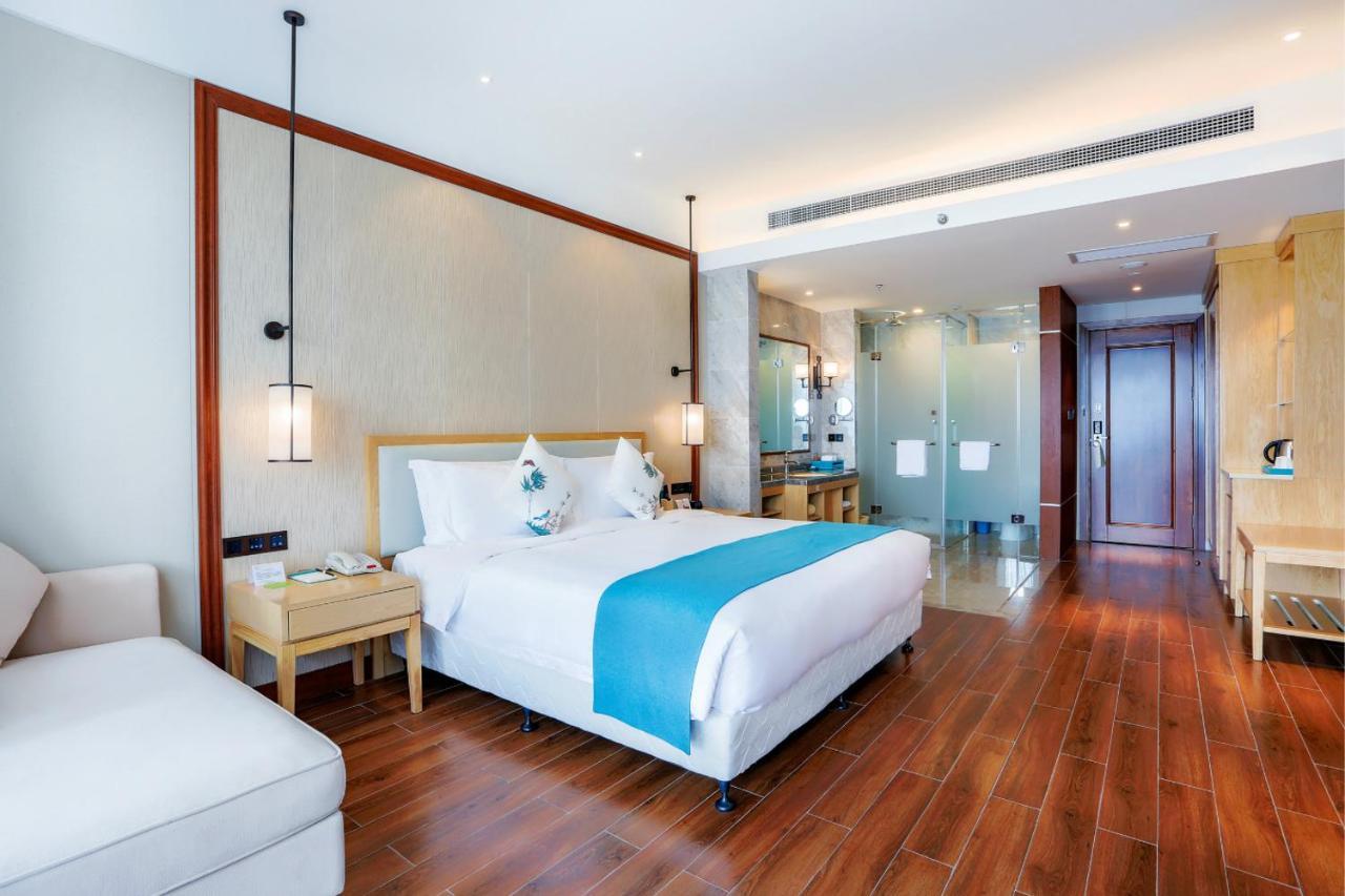 Sanya Dadonghai Seaview Hotel Exterior photo