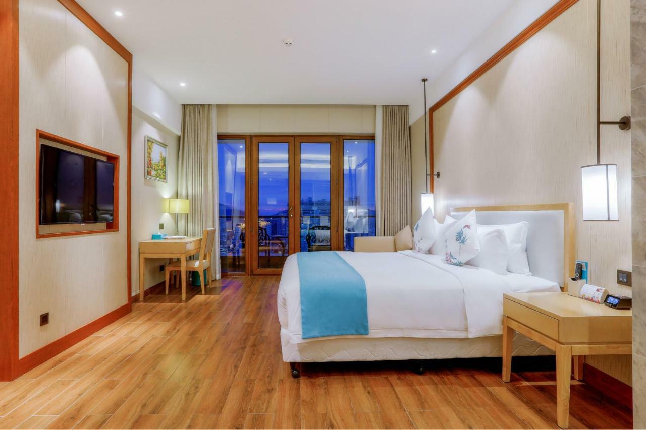Sanya Dadonghai Seaview Hotel Exterior photo